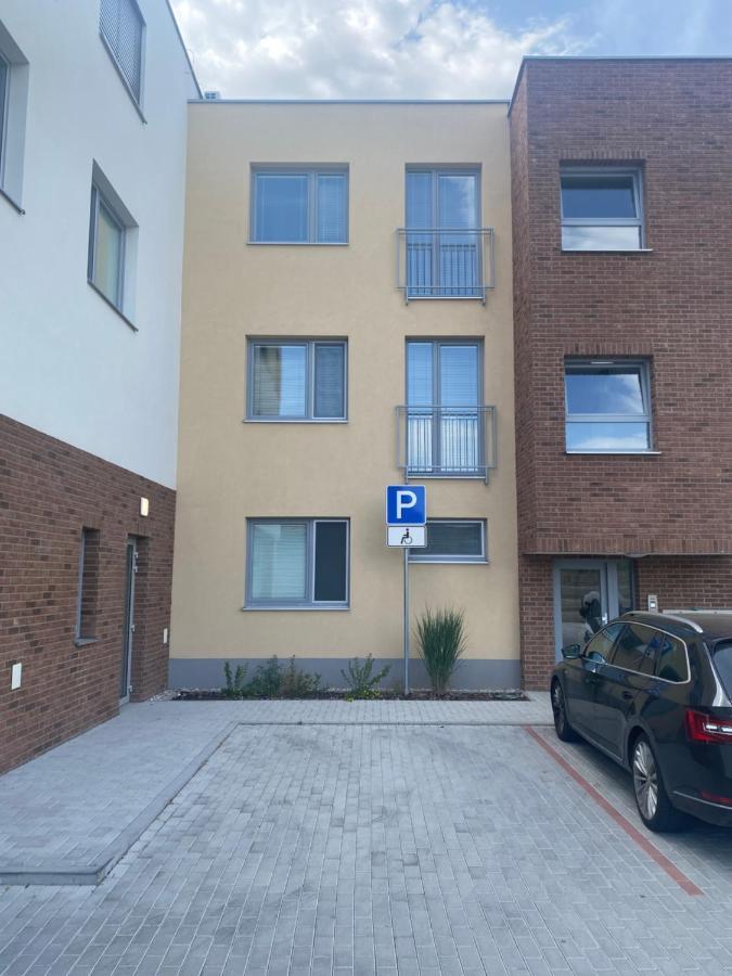 Maja Apartman Dunajska Streda Bagian luar foto